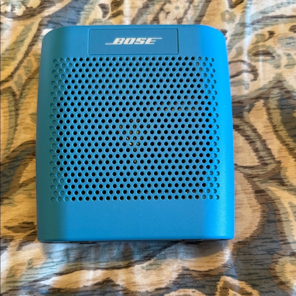Bose Vibrant Blue Wireless Speaker